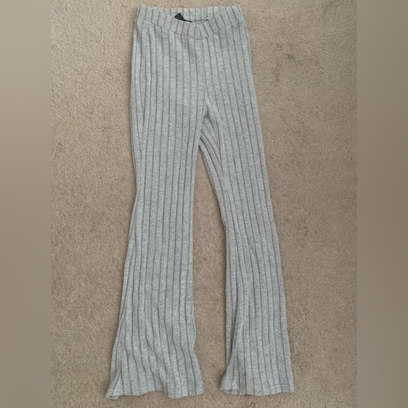 SHEIN Bottoms - Picture 2 of 2